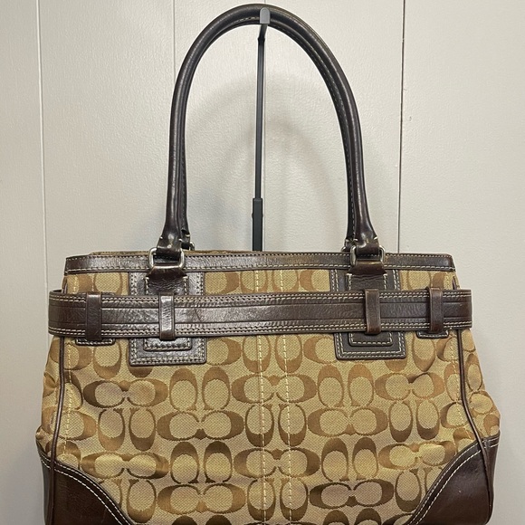 Coach Signature Hampton Carry All Tote/Shoulder Bag - Picture 2 of 7